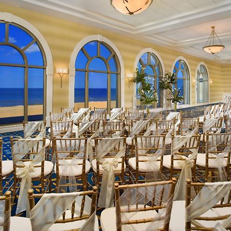 Sheraton Oceanfront Hotel Virginia Beach Exterior photo